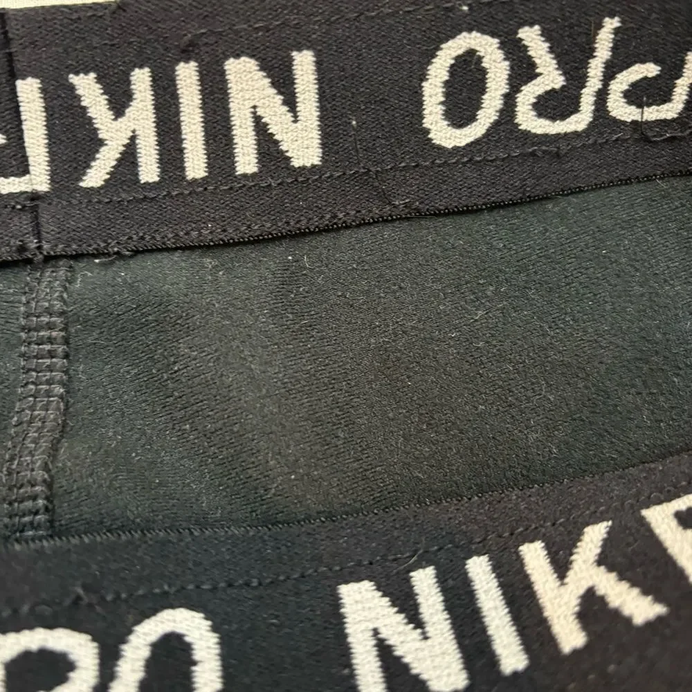 Ladies Nike Pro Dri-Fit Black Leggings Size‎ Small